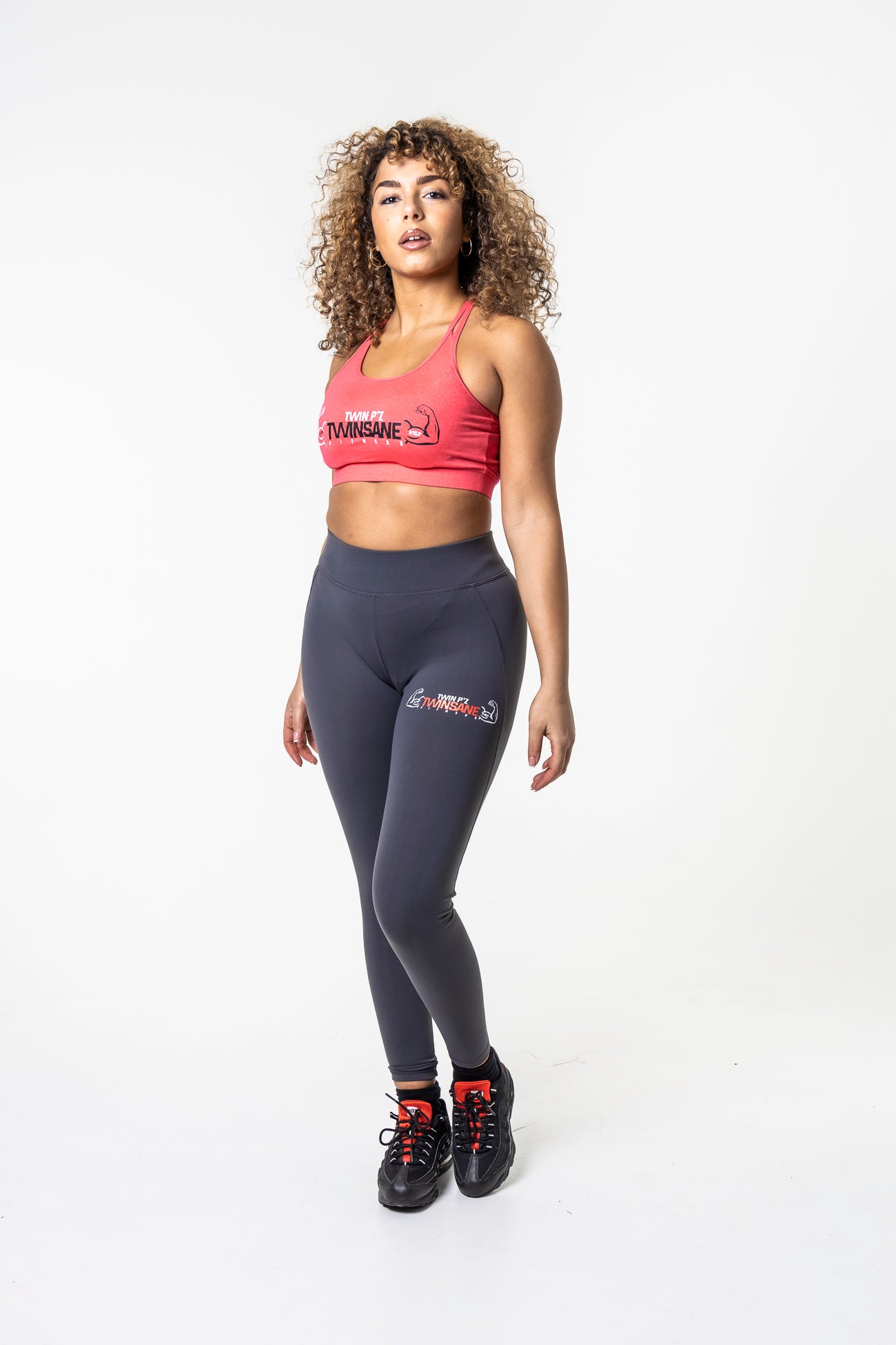 Train Twinsane Sports Bra (Pink)